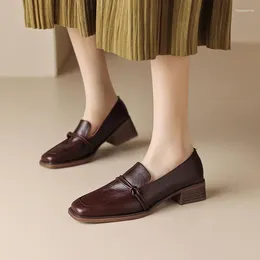 Chaussures décontractées Concise Square Toe Femmes solides Zapatos para Mujeres Texture plate Botas Largas de Mujer Comfort