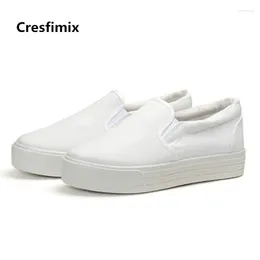 Casual schoenen Cresfimix vrouwen fahsion comfortabel wit plat platform canvas dame slip aan stoffen werk c2193