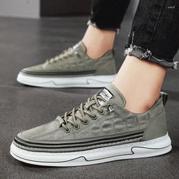 Chaussures décontractées Crocodile Imprimé paresseux pour la personnalité de la personnalité Tissu de planche coréenne baskets pour hommes Zapatos de Hombre