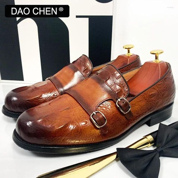 Chaussures décontractées Daochen Marque Brown Brown Black Crocodile Imprimer une robe en cuir authentique Double sangle Boucle Boucle Men