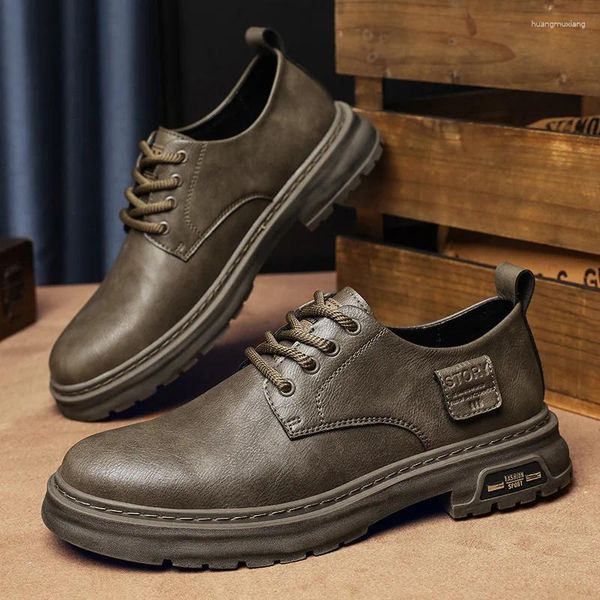 Chaussures décontractées Hommes Oxford en cuir à la main Mâle de style rétro, baskets commerciales classiques Homme extérieur chaussures formelles