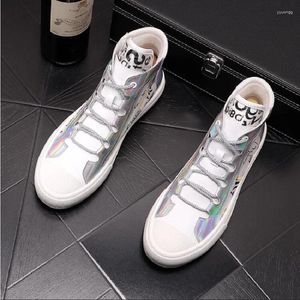 Casual Schoenen Designer Laarzen Witte Heren Luxe Sneakers Hoge Tops Graffiti Mannen Plaatwerk Platform 1H33