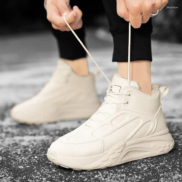 Zapatos informales de diseñador para hombre, zapatillas de deporte cálidas de lana, suela gruesa, moda sencilla, versátil, color blanco, 2024