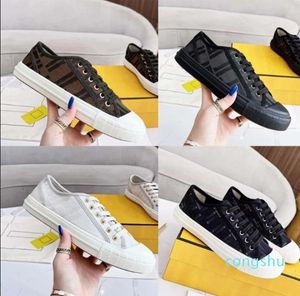 Zapatos casuales Diseñador Sneaker Hombres Mujeres Low Top Sneakers Outdoor Gruesa Suela Domino Canvas