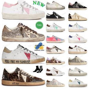 Casual schoenen Vuile oude schoen gouden sneaker Designer Sneakers Super Star Klassiek Do-Old Italy merk Wit Zwart Roze met zilveren hak loafers platform heren dames