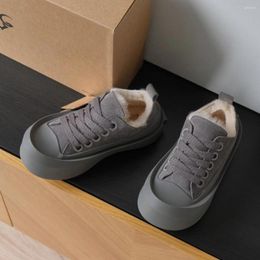 Chaussures décontractées Donnain Winter Women's Sports chaude luxe laine fourrure Femme femelle baskets mode Design Round Toe Platform Snow