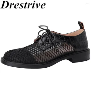 Chaussures décontractées Drestrive Mesh Fashion Modafers Lace Up Round Toe 2024 Summer Low Heels Patchwork Women's Pumps Office