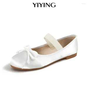 Chaussures décontractées Elegant Mary Jane Brand Design Girls 2024 Spring Round Toe grande taille Femme Shoe Bow Silk Satin Ballet Flats 43