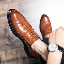 Casual schoenen reliëf krokodilpatroon echt leer herenmode zakelijk kantoorjurk Italiaans zwart formele Oxfords met veters