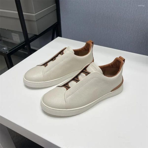 Chaussures décontractées Américain de mode Américaine Modage à la vache à la vache Flats marchant en cuir en cuir doux et confortable blanc noir blanc