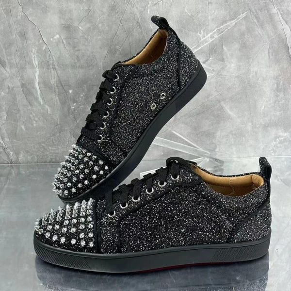 Chaussures occasionnelles Européen et Américain Foreign Men's Board's Rhinestones Divers Nails Cross-Border Venders