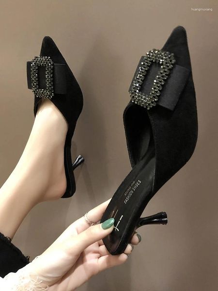 Chaussures décontractées Fée Diamant Sandales Métal Joker Talons Hauts Été 2024 Paragraphe Fin de Nuit Moulin Paresseux Pour Femmes