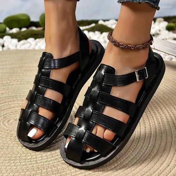 Chaussures décontractées mode boucle de cheville Rome Sandales Femmes 2024 Cross Talons plats Gladiator Sandalias femme plus taille fermé Toe Sandles