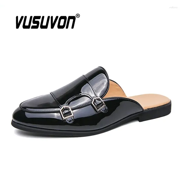 Zapatos casuales hombres de moda media zapatilla moyectores de patente mocasines transpirables negros suaves suaves al aire libre Mujeres de verano Mulas de verano 38-47