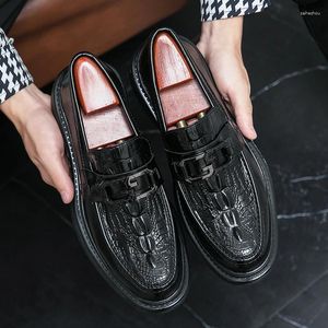 Casual schoenen mode heren feestloafers krokodil patroon lederen luxe goederen mannen flats elegante mocassins zwart