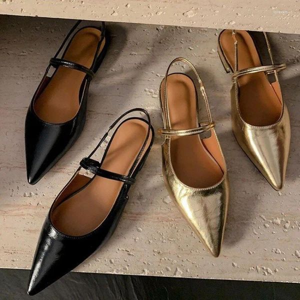 Zapatos casuales moda Toe puntiagudo de tacón bajo estilo 2024 sandalias de mujeres de mujeres elegantes al aire libre y versátiles