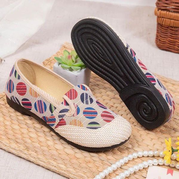 Zapatos casuales Mujer plano Calzado de calzado en alpargatas para mujeres Tendencias 2024 Llegada de algodón caminando Rutina diaria de primavera coreana