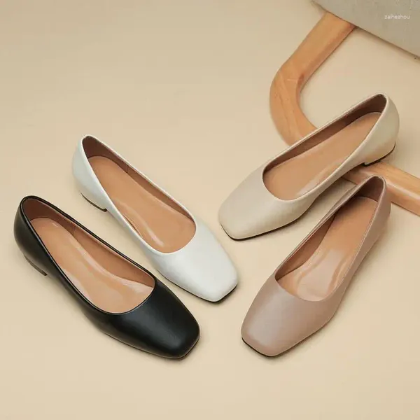Chaussures décontractées Femmes Femmes Locs Simple Low Talons Office Office Slip sur les chaussures Dames Square Toe 2024