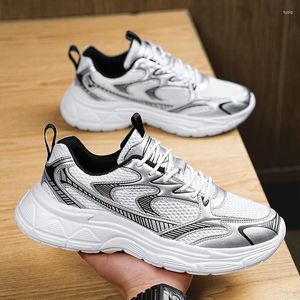 Casual schoenen voor heren dames dikke witte luxe dames dames runnen mode licht mannelijke teldsporten fitness schoenen