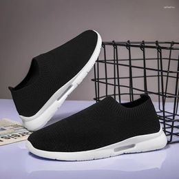 Chaussures décontractées Fujeak Breathable Running Plus Size Sports for Men Comfort Mandis Ultralight Man Sneakers Zapatos de Hombre