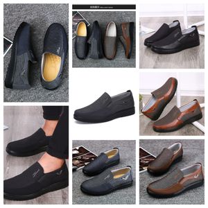 Casual schoenen Gai Sneaker Sport Doekschoenen Men Formele klassieke topschoenen Soft Soly Slipper platte lederen mannen Schoenen Zwart Comfort Soft Maten 38-50