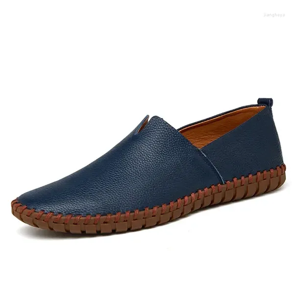 Zapatos informales genuinos de cuero de vaca para hombre de cuero moda mocasines hechos a mano azul blando zapato en bote para hombres talla grande 38-48