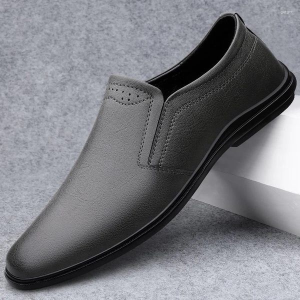 Chaussures décontractées Cuir authentique pour hommes Solide Sole confortable Homme à conduite Slip-on Mandons pour hommes Mocasins Handmade