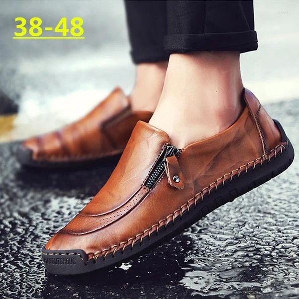 Chaussures décontractées Généhes en cuir Hommes 2024 Muisseaux pour hommes Moccasins Slip respirant sur la conduite noire plus taille 38-48