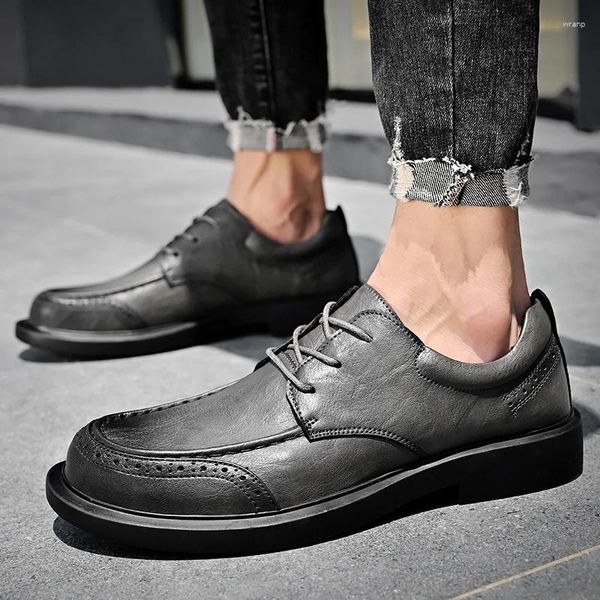 Zapatos casuales Zapatos planos de cuero genuino para hombres Moda para actividades al aire libre Marca Hombre Suave Cómodo con cordones Brogue Oxfords para