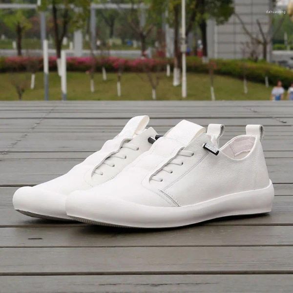 Chaussures décontractées en cuir véritable hommes mocassins blanc marque vache hommes plat printemps été chaussures pour homme KA3487