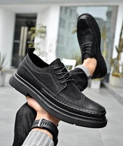 Chaussures décontractées en cuir véritable hommes luxe Oxfords Style britannique Brogue à lacets loisirs grande taille 38-46