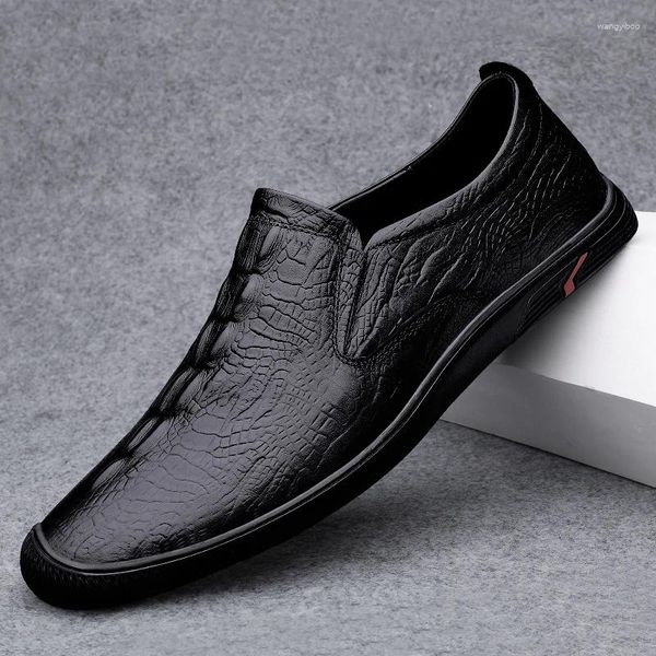 Zapatos casuales Zapatillas de deporte de cuero genuino para hombres Resbalón en la oficina Hecho a mano Arena Negro Pisos Estilo coreano Lujo para