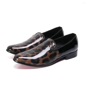 Chaussures décontractées à la main Leopard Men Modage Gentleman Luxury Fashion Stress Party