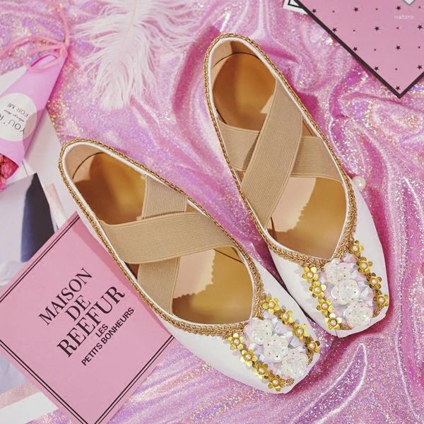 Zapatos casuales Mujeres hechas a mano Diamante Sequin Flor Retro Dama Retro Flat Toe Ballet Flats Single's Single Elastic Band