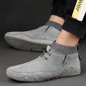 Zapatos casuales Conducción de corte alto Moda líder Vulcanizar deportes para niños Zapatillas de deporte negras para hombre Snaeker Funky Design Shoos Boty Tennes