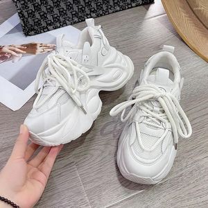 Casual schoenen Hoge hak veter-up dames sneakers gemengde kleuren volwassen dames 2024 modeveer comfortabel vulcanisatie