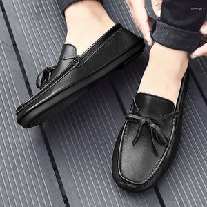 Casual schoenen hoogwaardige zakelijke loafers mannen luxe slip op echte lederen heren Driving Office formele boot