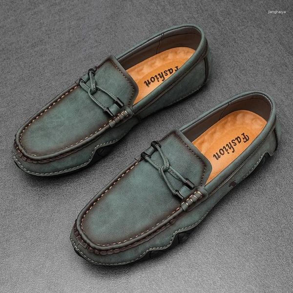 Zapatos casuales mocasines planos de alta calidad zapato de cuero transpirable para hombre resbalón de verano en hombres al aire libre