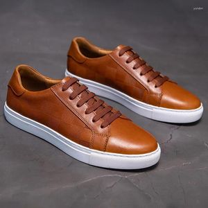 Zapatos informales de alta calidad de cuero genuino hecho a mano para hombres Slip On Business Calzado clásico Classis Korean Flats Plataforma