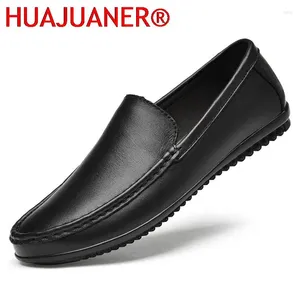 Chaussures décontractées de haute qualité en cuir masculin confortable MAN robe de mariée manche en conduisant les plats à pied rond