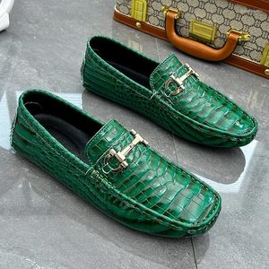 Chaussures décontractées de haute qualité en cuir en cuir en cuir en cuir en cuir vert confort de luxe vert macasin léger pour plus taille 48