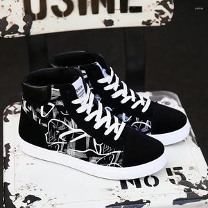 Chaussures décontractées High Top Canvas for Men Fashion Platform Sneakers printemps hiver mâle Vulcanisé Étudiant Tenis Masculino