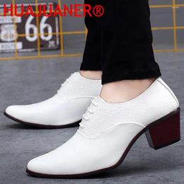 Zapatos casuales Huajuaner Classic High Heel Men cuero Mens Groom de boda Diseñador de moda de lujo Oxfords Negro Blanco