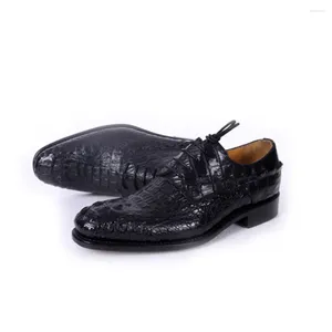 Chaussures décontractées Hulangzhishi Arrivée Crocodile Men manuel robe en cuir masculin