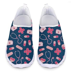 Chaussures décontractées Instantarts Bandage Printing mignon infirmière non glissante pour femmes Mesh Summer Breathable Flat No Lace Up Sneakers