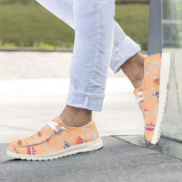 Zapatos informales instantáneos con estampado de dibujos animados de perlas de concha, bonito diseño de moda, mocasines de suela suave transpirables de verano para hombre y mujer