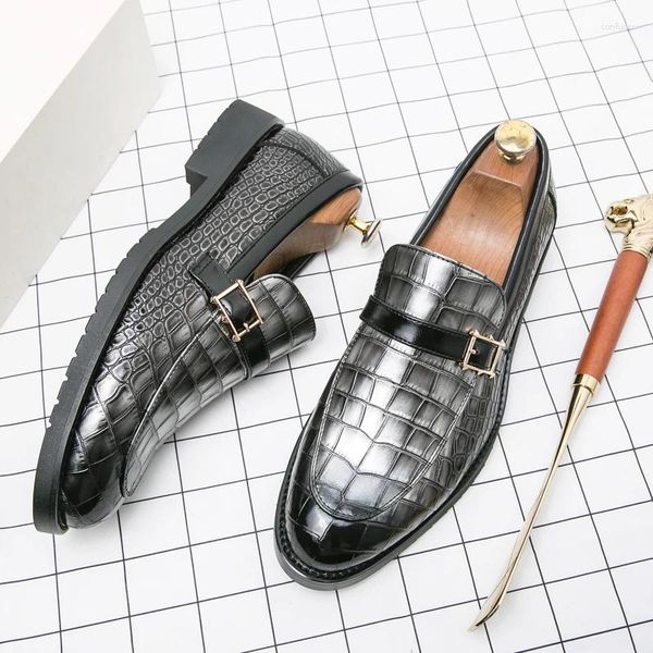 Chaussures décontractées marque italienne Crocodile Modèle Logles de boucle en cuir noir Business Moccasin Bottom de fond