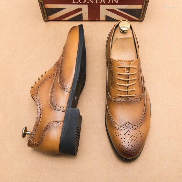 Chaussures décontractées marque italienne de haute qualité vintage oxford lacet up Graved Brogue épais Designer de créateur pour hommes en cuir