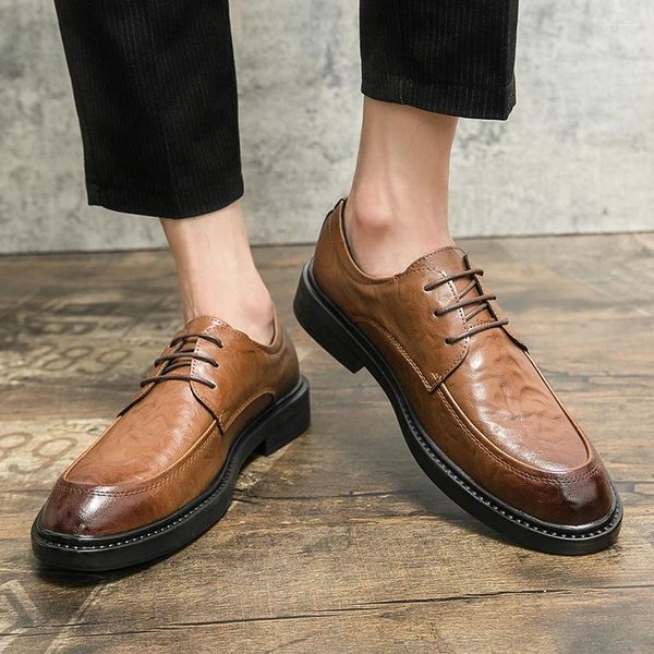 Chaussures décontractées en cuir de luxe italien pour hommes mocassins à lacets style britannique rayé mocassins doux arrivée