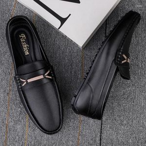Chaussures décontractées Men italien Brand Slip on Formal Luxury Locs Moccasins Véritable Cuir Brown Driving Business
